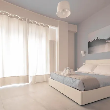 Photoguest Bed & Breakfast 3*